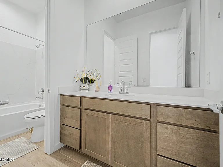 9623 W Flower St — Photo 27