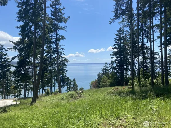 1417 Sergios View Lane, Oak Harbor, WA 98277