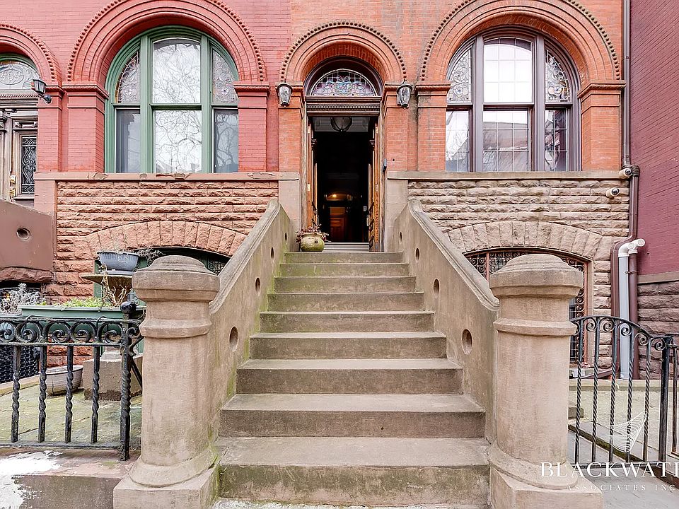 1st image of 462 W 153rd St