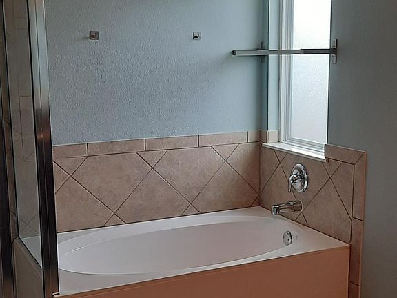 5th image of 6636 Deming Dr