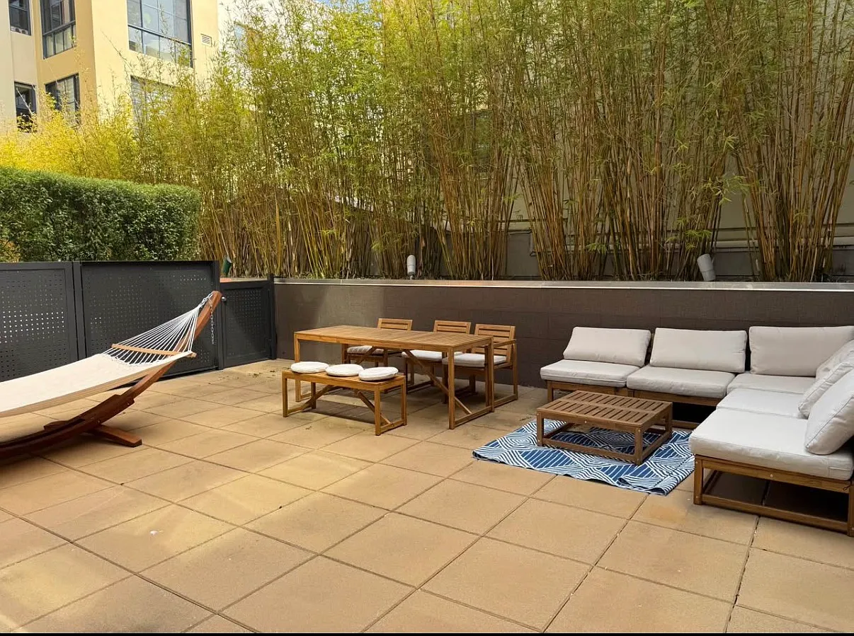 1 bed, 900 sqft, $6,700 — Photo 2
