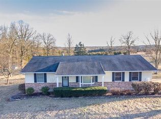 924 College Rd, Union, MO 63084