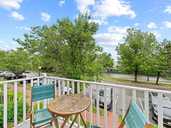 4 Persimmon Court image 13 of 40