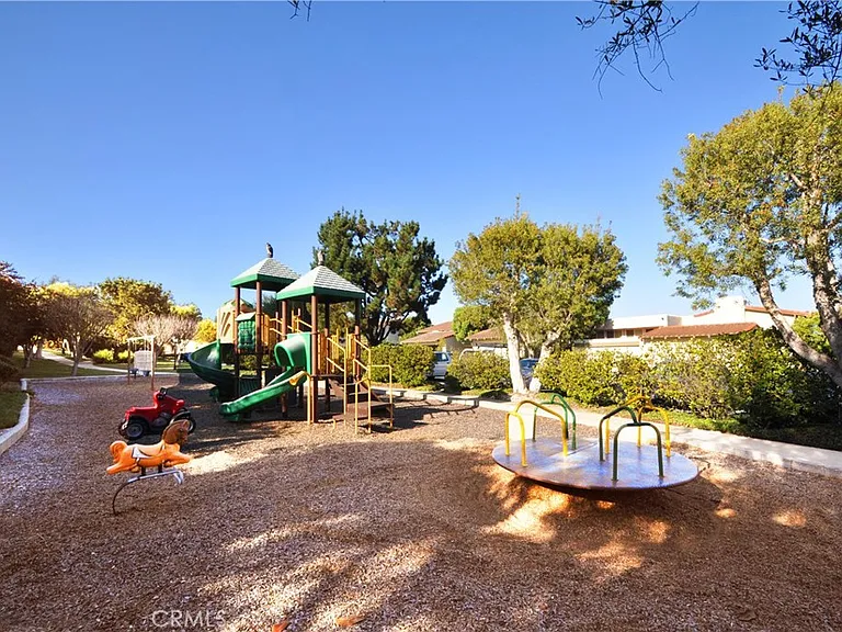 91 Cypress Way — Photo 20