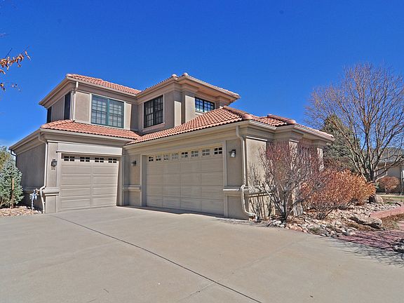 2nd image of 4435 Fairway Ln