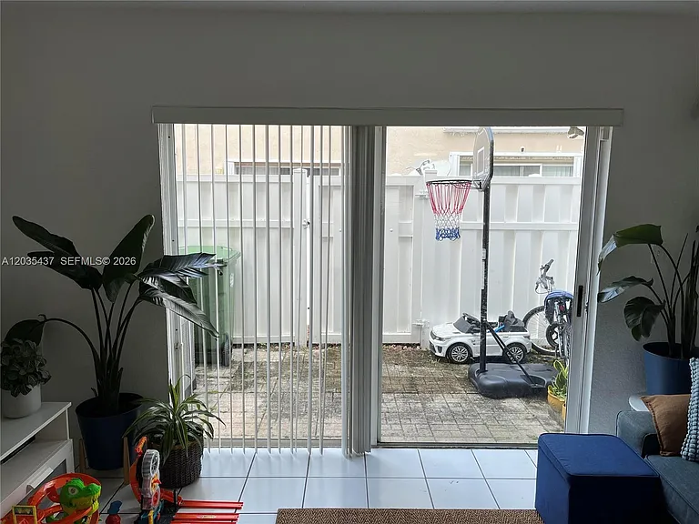 171 Riviera Cir #1 — Photo 21