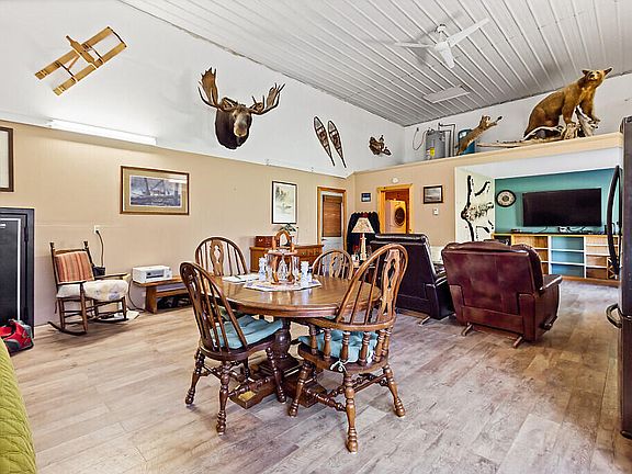 2nd image of 291 Cross Hill Road