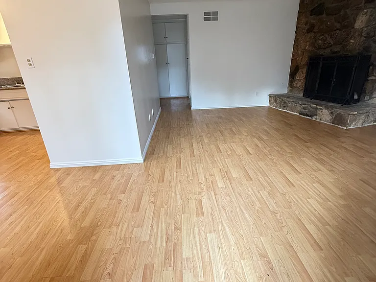 THE CLAREMONT — Photo 16