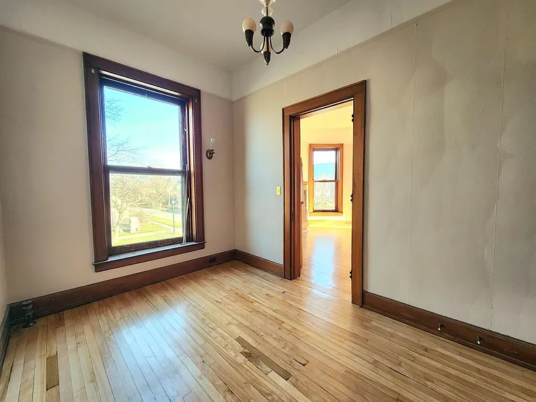 814 Center Ave #C — Photo 11