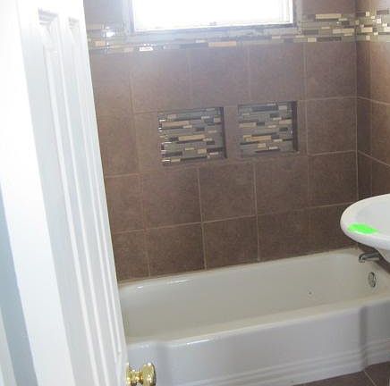 2nd image of 205 NE Orchard Dr Unit A