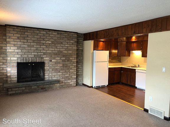 5th image of 600 South St APT 3