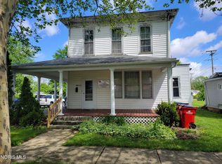 302 S Johnson St, Ada, OH 45810