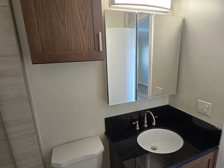 Laguna del Rey Apartments — Photo 76