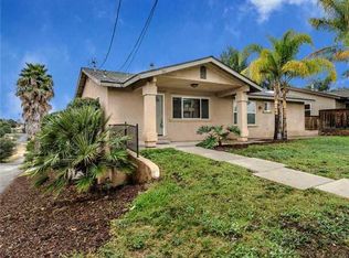 861 E Alvarado St, Fallbrook, CA 92028