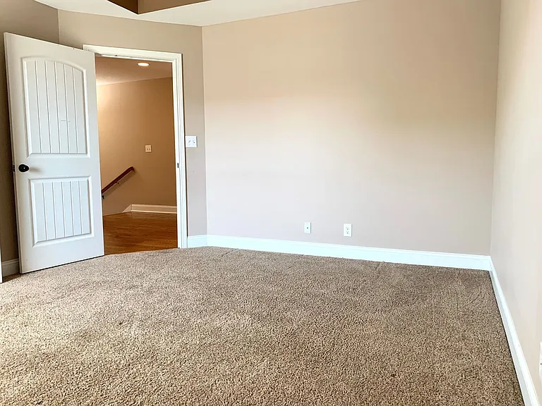 3488 Sikorsky Ln — Photo 34