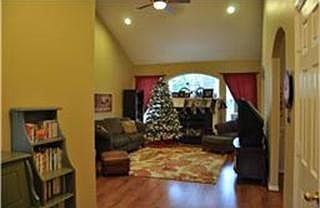 2nd image of 1018 Monarch Oak Dr