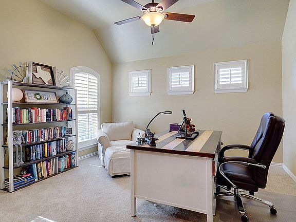 5th image of 9025 Weller Ln