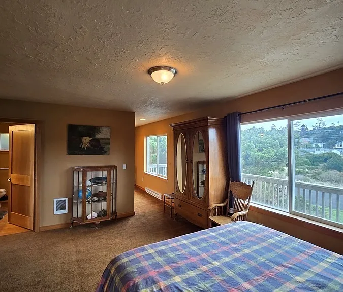 1902 NW Oceania Dr — Photo 22