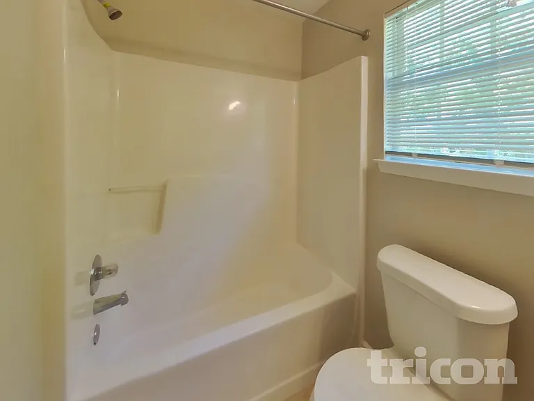 6469 Snowden Dr — Photo 18
