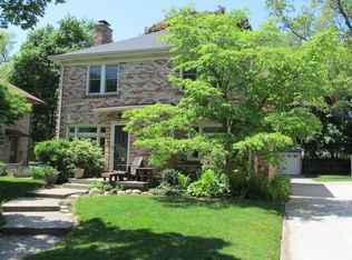 1145 W Chippewa Dr SE, Grand Rapids, MI 49506
