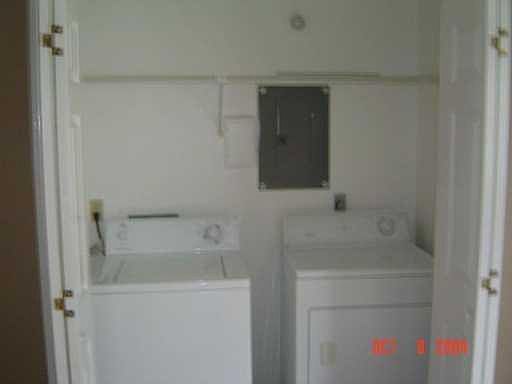 5th image of 2702 Rue St