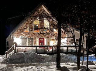 326 Ridge Rd, Pocono Lake, PA 18347