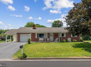 1472 Linn St, State College, PA 16803