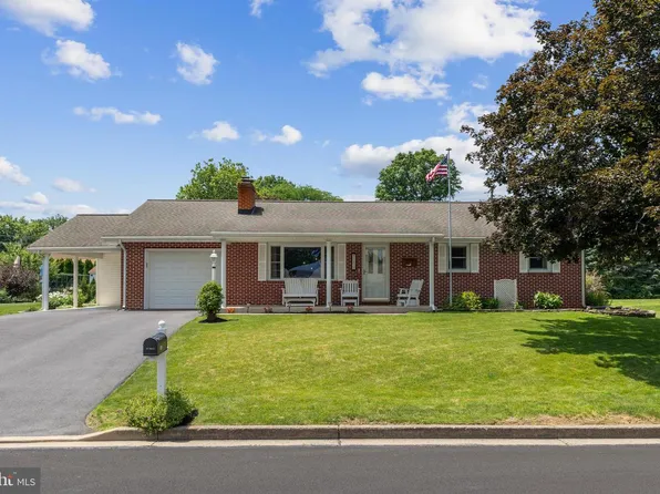 1472 Linn St, State College, PA 16803