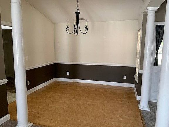 5th image of 3340 Stone Bend Dr