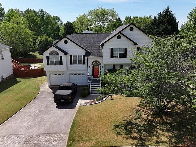 1st image of 219 Taylors Farm Dr