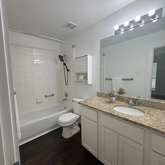 310 Millstone Dr — Photo 6