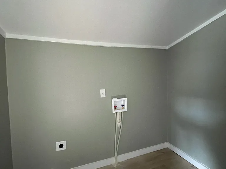 219 Haywood St — Photo 8