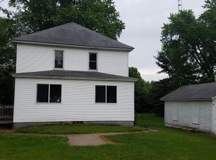 416 S 1st Ave, Redgranite, WI 54970