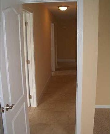 5th image of 9 Lakeview Dr