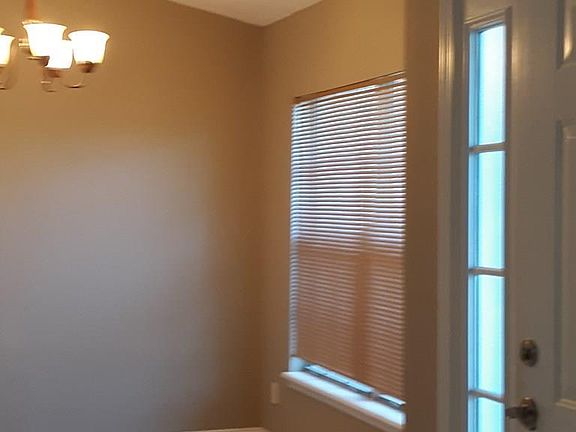 4th image of 14 Brookside Ln