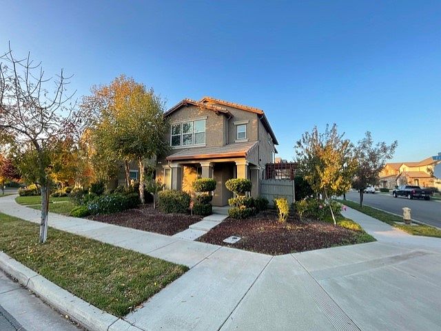 1451FieldDr_08062024