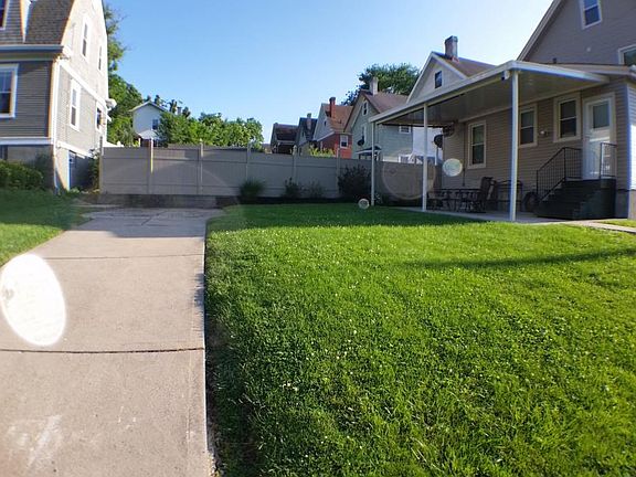 off street parking off Arbor ave