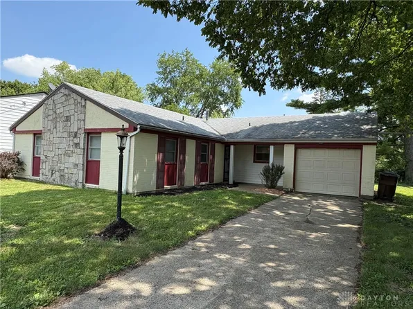 887 Hanson Dr, Cincinnati, OH 45240