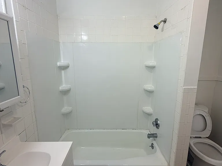 390 Ellsworth Ave #2 — Photo 11