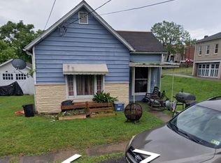 906 Field St, Fairmont, WV 26554