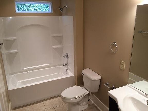 3rd image of 103 E McKnight Dr