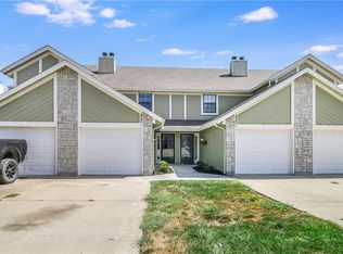 400 NE 6th St APT C, Blue Springs, MO 64014