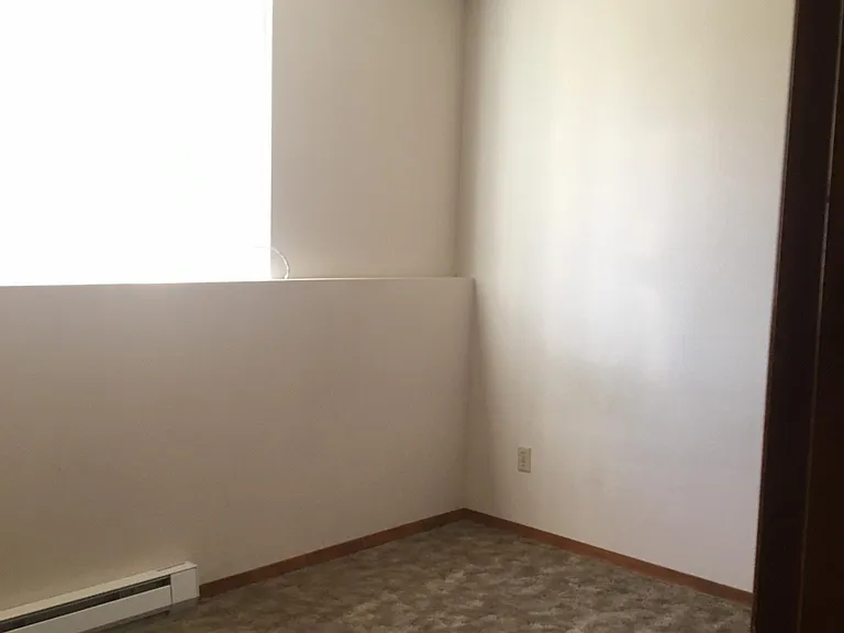 17 Yellowstone St #3 — Photo 8
