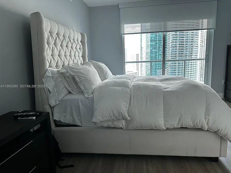 500 Brickell Ave #3307 — Photo 8