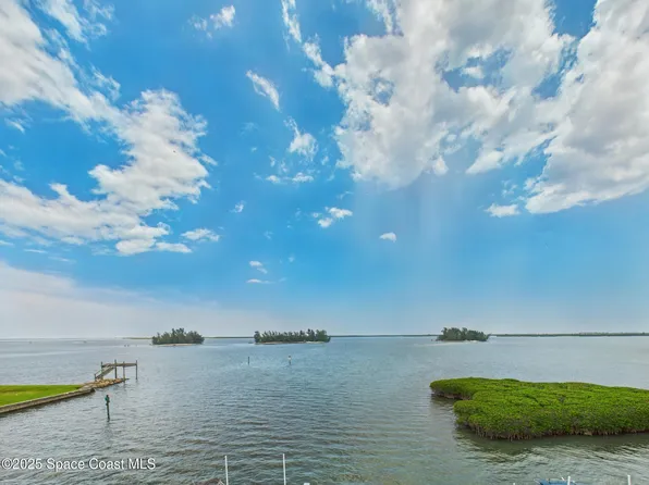 6039 River Run Dr, Sebastian, FL 32958