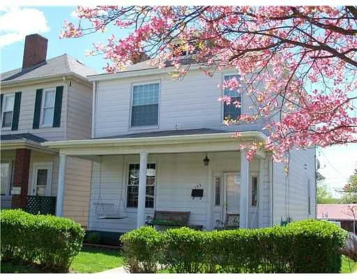 132 E 20th Ave photo 1