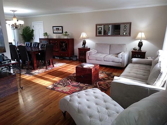 4th image of 2333 Cleek Ct