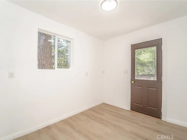 872 Hill — Photo 26
