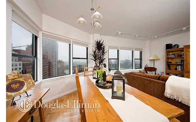 Rented by Douglas Elliman | media 2