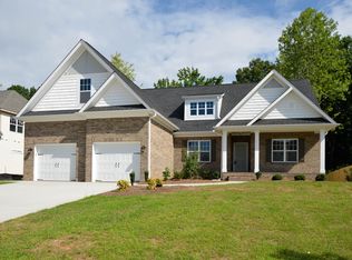 183 Meadowfield Run, Clemmons, NC 27012